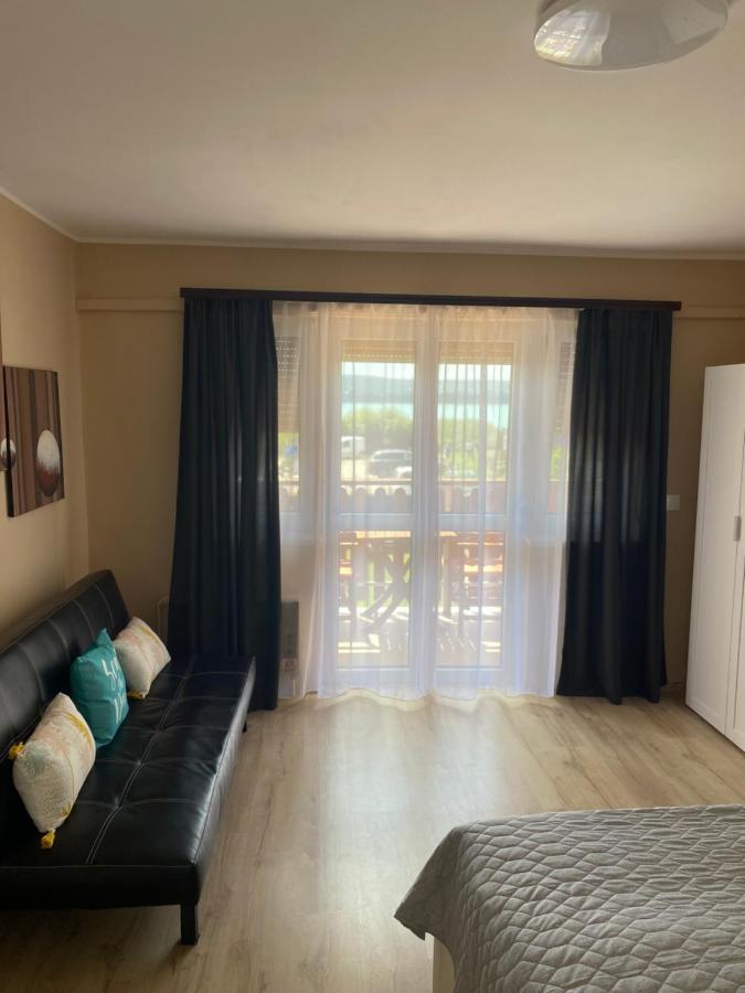Sunset Beach Apartman Balatonfůzfő Kültér fotó